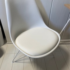 ニトリ
デスクチェアの画像