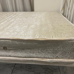 【12/27まで】ニトリ 姫系シングルベッド＋マットレスの画像