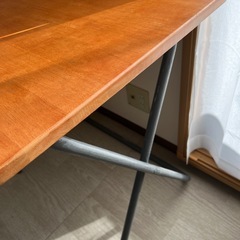 折りたたみテーブル　　の画像