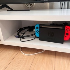 LOWYA ホワイトカラー テレビ台の画像