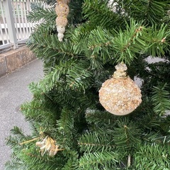 SALE‼️¥3300(税込)🎄クリスマスツリー180cm(オルナメント付き)の画像