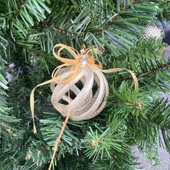 SALE‼️¥3300(税込)🎄クリスマスツリー180cm(オルナメント付き)の画像