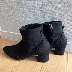 ブラックブーツの画像