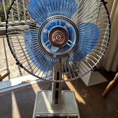 レトロ扇風機　　の画像