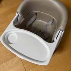 ingenuity インジェニュイティ ベビーチェアの画像