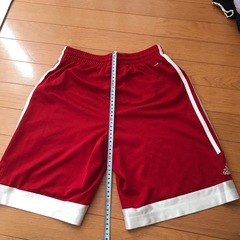adidas  ハーフパンツ❤️キッズ服の画像