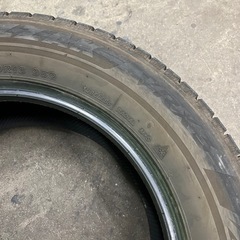 215/60R16 BRIDGESTONE VRX3 スタッドレスタイヤ 2022年製  2本の画像