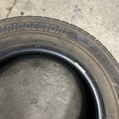 215/60R16 BRIDGESTONE VRX3 スタッドレスタイヤ 2022年製  2本の画像