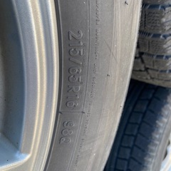 スタッドレスタイヤ　アルミホイール付き　215/65R16の画像