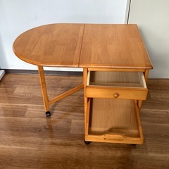 キッチンワゴン（引き出し付き）【町田市再生家具】　252727の画像