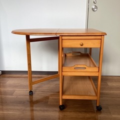 キッチンワゴン（引き出し付き）【町田市再生家具】　252727の画像