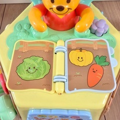 【箱あり美品】プーさん知育玩具　絵本でおしゃべりの画像