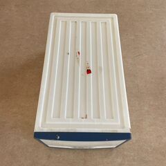 プラスティック収納ケースの画像