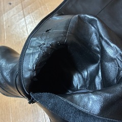 黒ロングブーツの画像