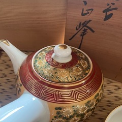 九谷焼（急須と湯呑みのセット）の画像