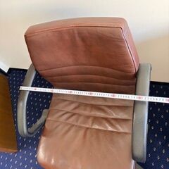 重厚感たっぷり家具セット 【事務用チェア／オフィスチェア】4の画像