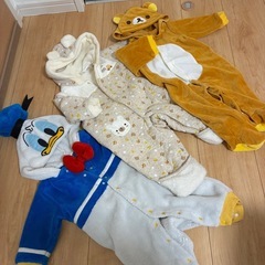 70サイズ　ドナルド　リラックマ　モコモコロンパースの画像