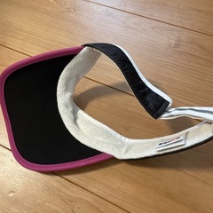 ヨネックスのパーカー　サンバイザー付　の画像