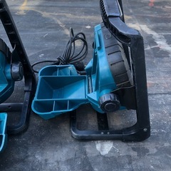 マキタLEDスタンドライト2個セットの画像