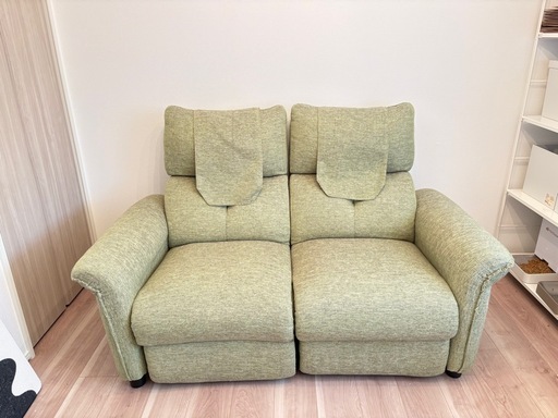 【横浜引取限定】NITORI（ニトリ） 電動リクライニングソファ 2人掛け　緑 横浜引取限定】電動ソファ NITORI（ニトリ） 電動リクライニングソファ