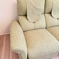 【横浜引取限定】電動ソファ　NITORI（ニトリ） 電動リクライニングソファ 2人掛け／グリーン の画像