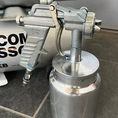 AIR COMPRESSOR BPC-8KB コンプレッサー　スプレーガンセットの画像
