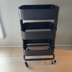 ikea ワゴン　収納の画像