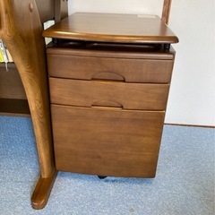 コイズミ学習机　の画像