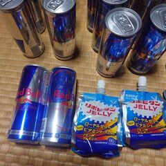 レッドブル18本　リポリタン3本の画像