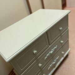アンティーク調 木製チェスト 4段／ホワイトの画像
