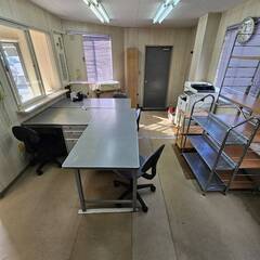 小学校　勉強机　椅子　セット　まとめ売り　約100～120セット程度　塾　居酒屋経営などにの画像