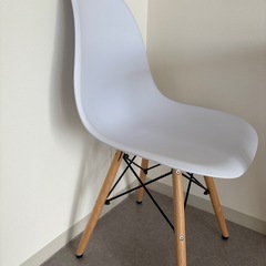 イームズテーブル、チェアセットの画像
