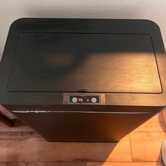 センサー ゴミ箱の画像