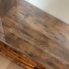 ビンテージ風ガラステーブルの画像