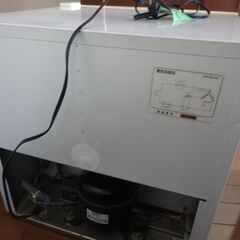 一人用冷蔵庫の画像