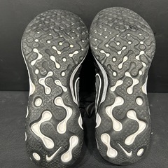  NIKE RENEW RIDE 2 'BLACK WHITE' / BLACK DARK SMOKE GREY WHITE 】 黒色 ブラック 灰色 グレー 白色 ホワイト スニーカー メンズ ナイキの画像