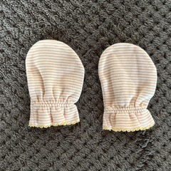 ベビーミトンの画像