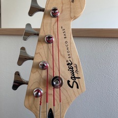 新古squierバツ丸ベースBRONCOの画像