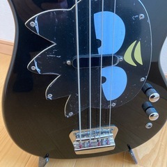 新古squierバツ丸ベースBRONCOの画像