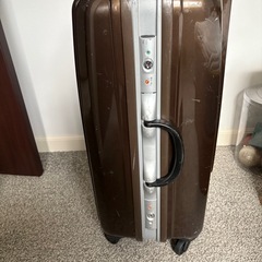 スーツケースの画像