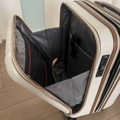【新品】スーツケース Sサイズ フロントオープン 背面キャスターロックの画像