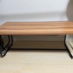 伸縮可能　机　木製の画像