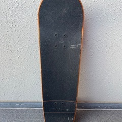 スケボー、スケートボードの画像