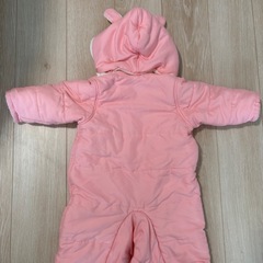 フード付きスノーウェアの画像