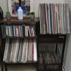 レコードラック 3段（軽量・状態良好）の画像