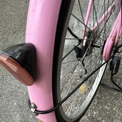 『ＳＡＬＥ　３０％』　ママチャリ　２６インチ　ライト　カゴ　付き　ピンク　配達可能の画像