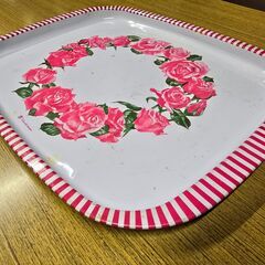 金属トレー 高島屋 バラの画像