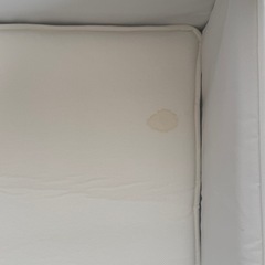 アップリカ ココネルエアー ベビーベッド 付属品あり（マットシミあり）の画像