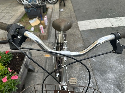 『ＳＡＬＥ　３０％』　折りたたみ自転車　２０インチ　6変速　カゴ　ライト　付き　茶色　配達可能