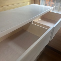 ホワイト 木製 衣服収納の画像